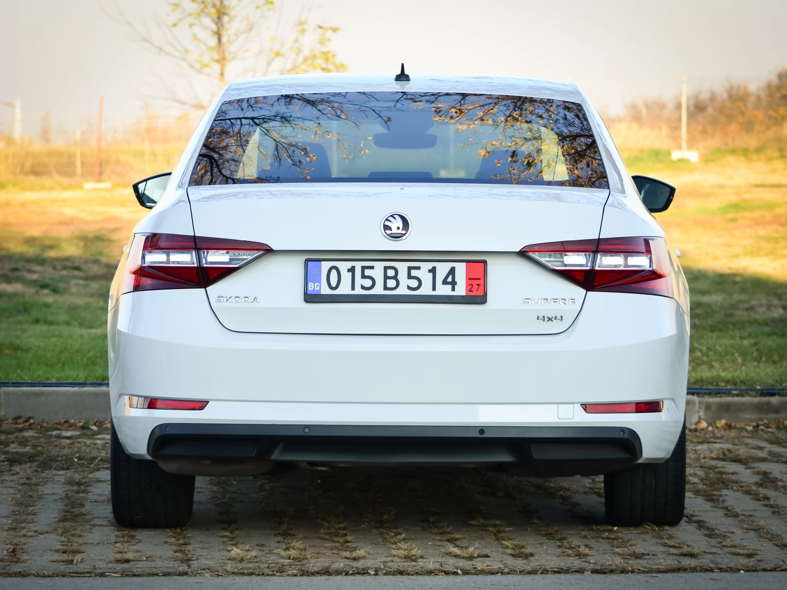 Skoda Superb 2.0 TDI L&K - изображение 5