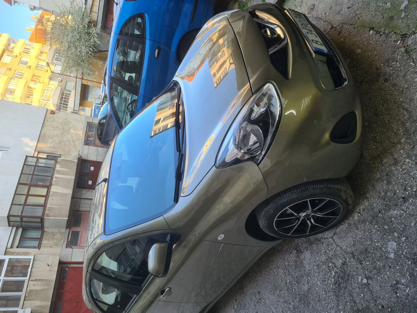 Nissan Micra  - изображение 2
