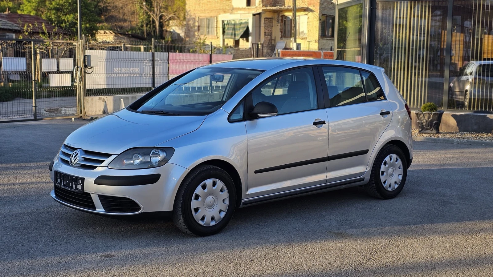 VW Golf Plus 1.9TDi 90HP 5SP-EURO 4-ТОП СЪСТ.-ЛИЗИНГ - изображение 3