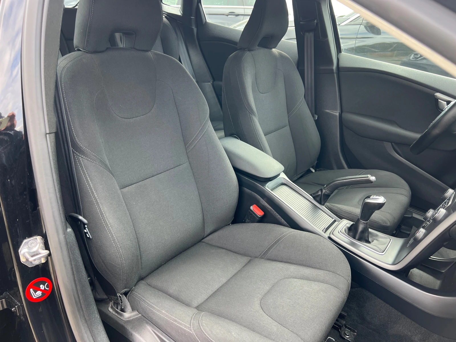 Volvo V40 FACELIFT 2.0D2 122000 KM | Mobile.bg   11