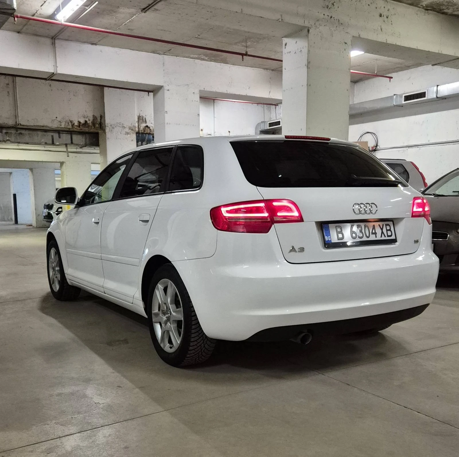 Audi A3 S-line FACELIFT 1.6 газ/бензин , снимка 4 - Автомобили и джипове - 53815605