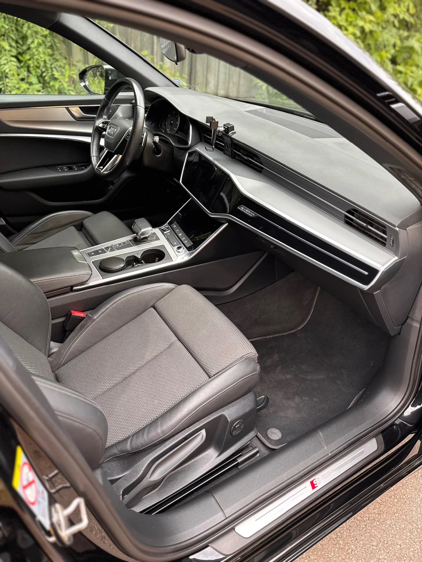 Audi A6 50TDI Quattro S line Black Optic - изображение 6