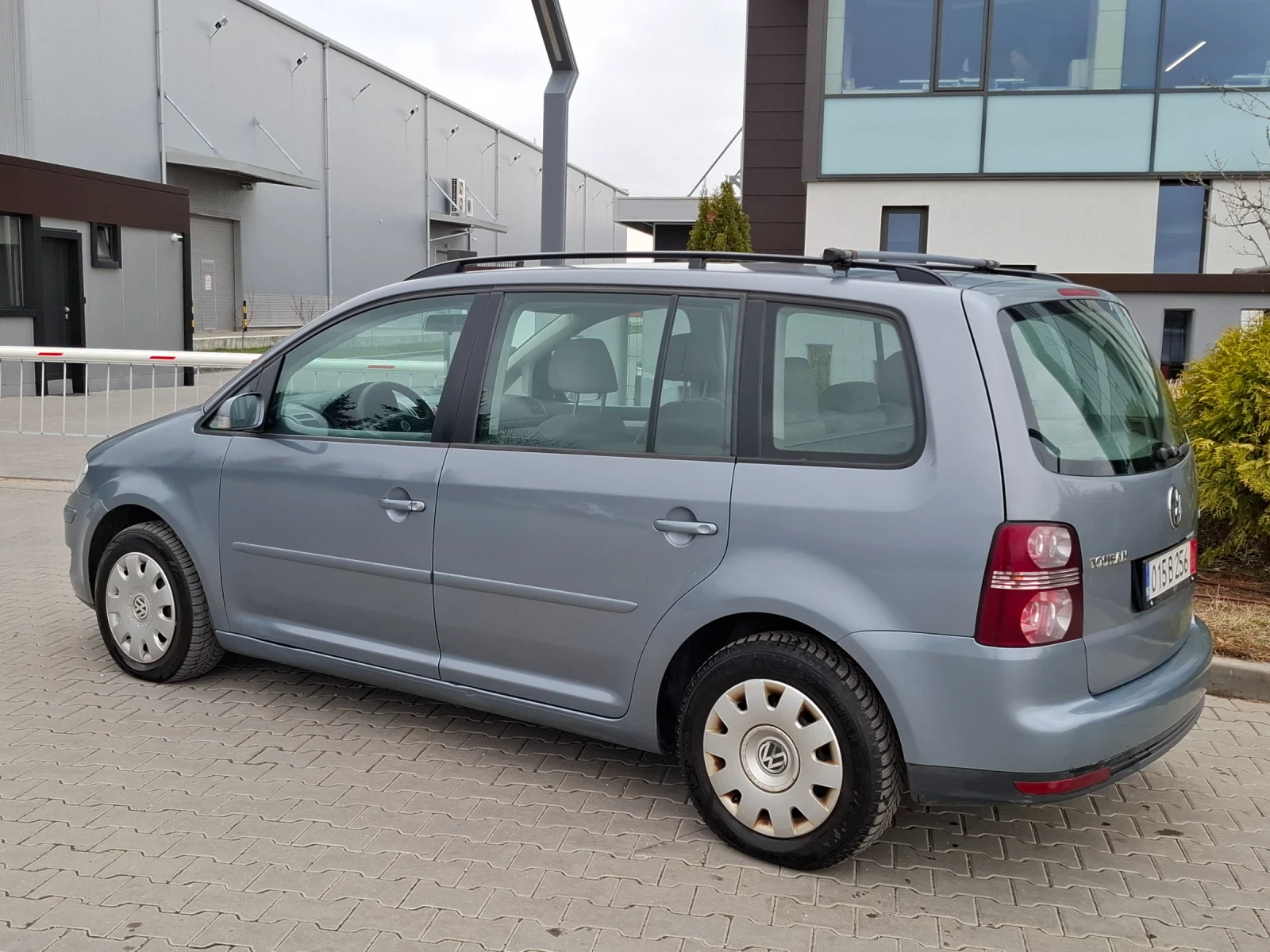 VW Touran 1.9TDI* (105��)* FACELIFT* XENON* ��� ����*  | Mobile.bg � ����������� 7