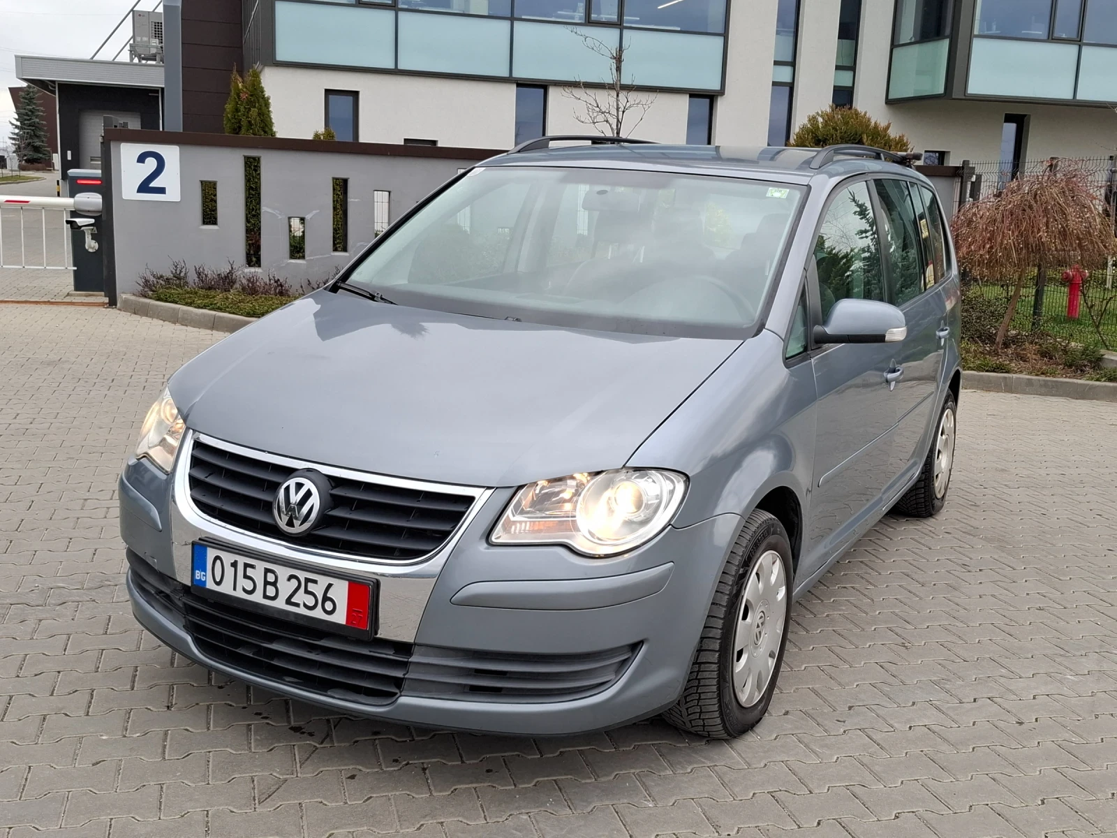 VW Touran 1.9TDI* (105��)* FACELIFT* XENON* ��� ����*  | Mobile.bg � ����������� 2