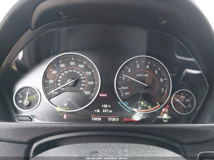 BMW 328 2l I xDrive, снимка 7 - Автомобили и джипове - 54047391