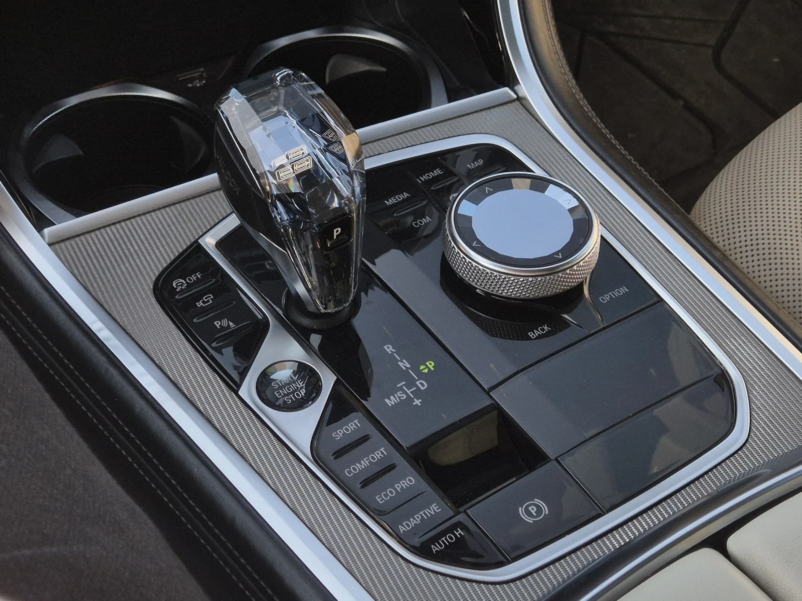 BMW 840 D XDrive, снимка 11 - Автомобили и джипове - 54119686