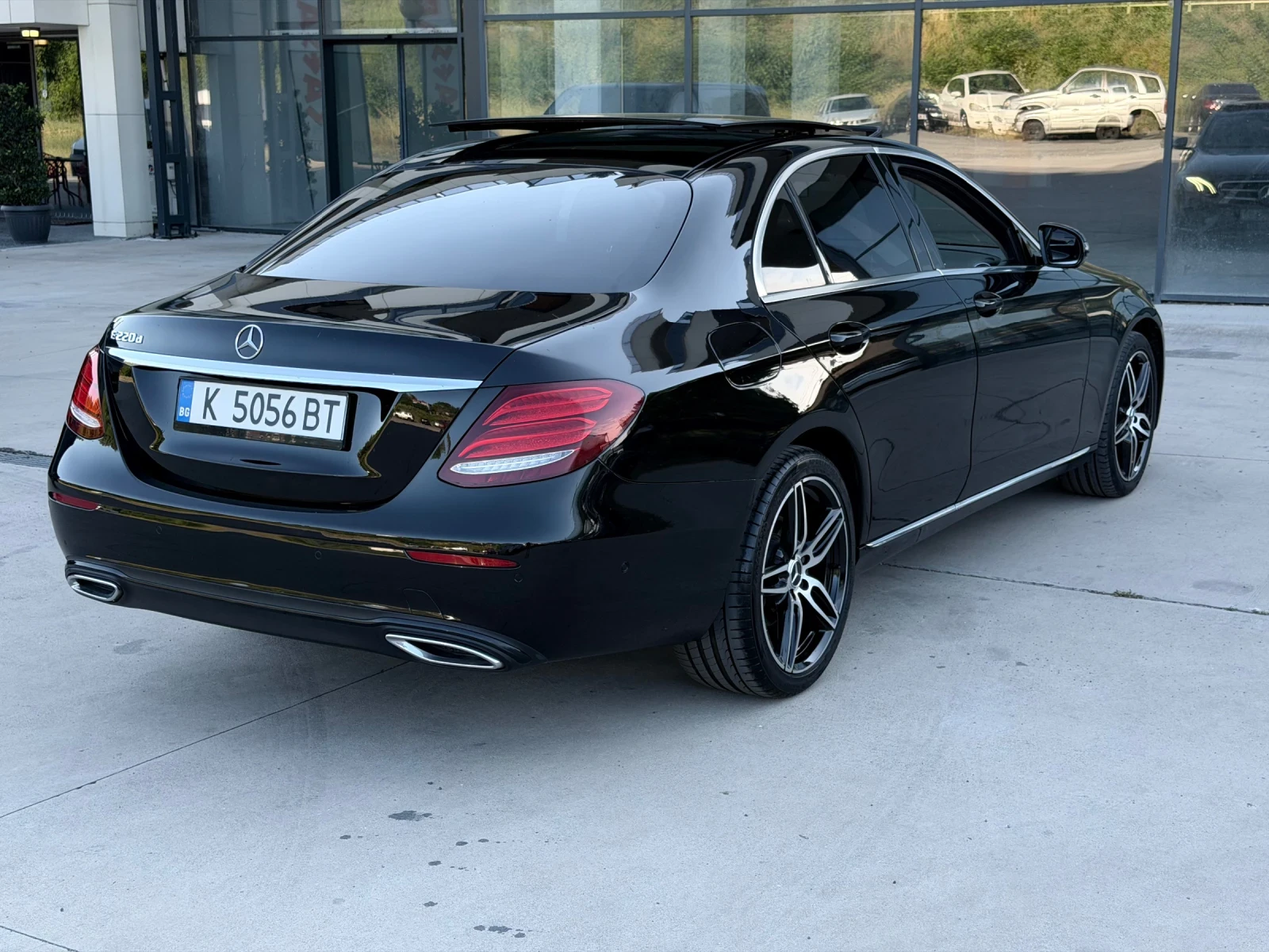 Mercedes-Benz E 220 DIGITAL/PANORAMA/AMG-LINE/LINE ASSIST | Mobile.bg � ����������� 6