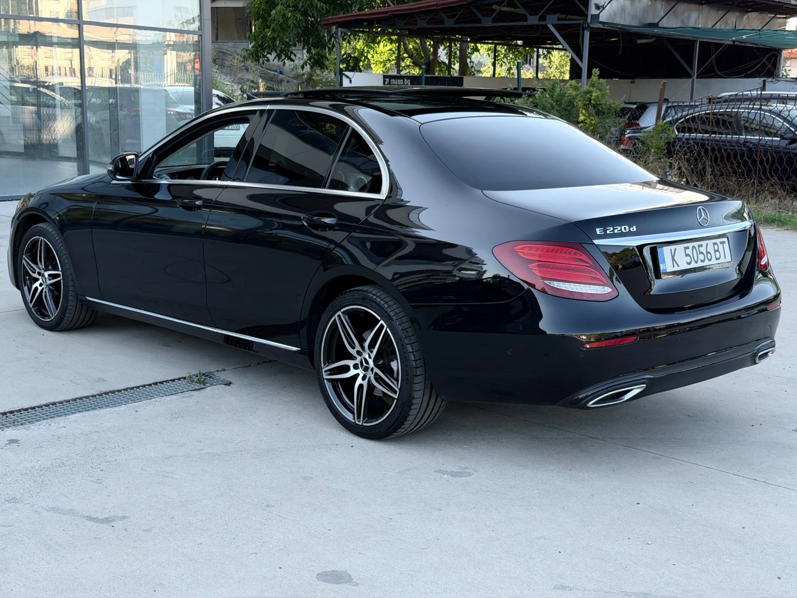 Mercedes-Benz E 220 DIGITAL/PANORAMA/AMG-LINE/LINE ASSIST | Mobile.bg � ����������� 4