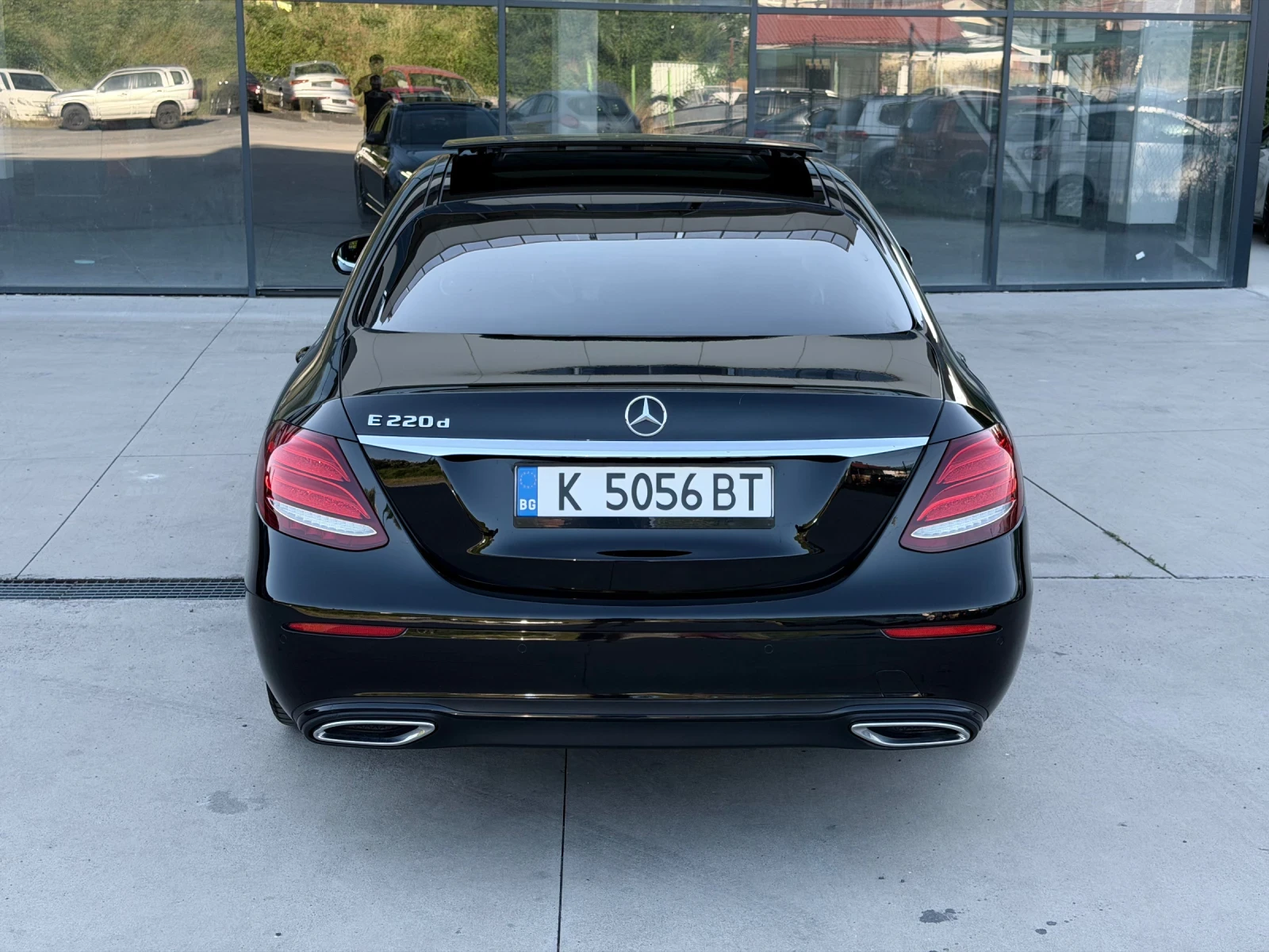Mercedes-Benz E 220 DIGITAL/PANORAMA/AMG-LINE/LINE ASSIST | Mobile.bg � ����������� 5