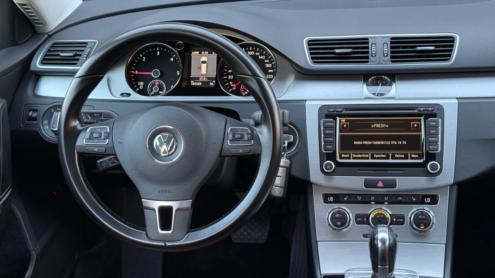 VW Passat HIGHLINE , снимка 9 - Автомобили и джипове - 55092869