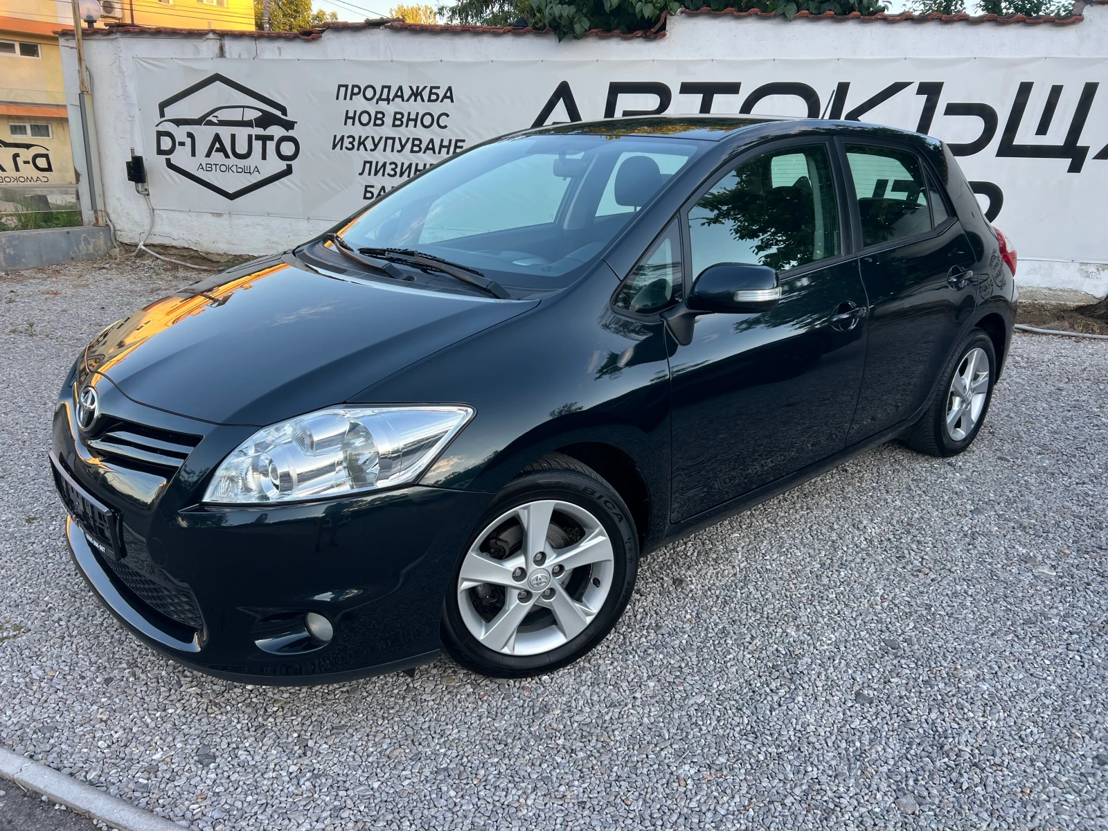 Toyota Auris 1.6-FACE FULL, снимка 3 - Автомобили и джипове - 55225187