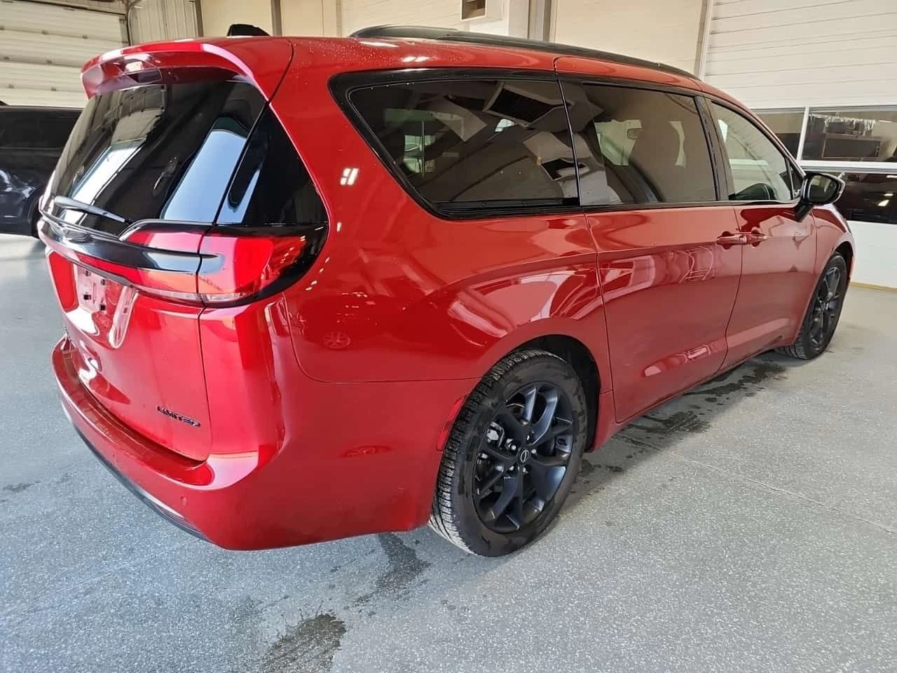 Chrysler Pacifica LIMITED * CARFAX * БЕЗ ПЪРВОНАЧАЛНА ВНОСКА, снимка 3 - Автомобили и джипове - 55394428