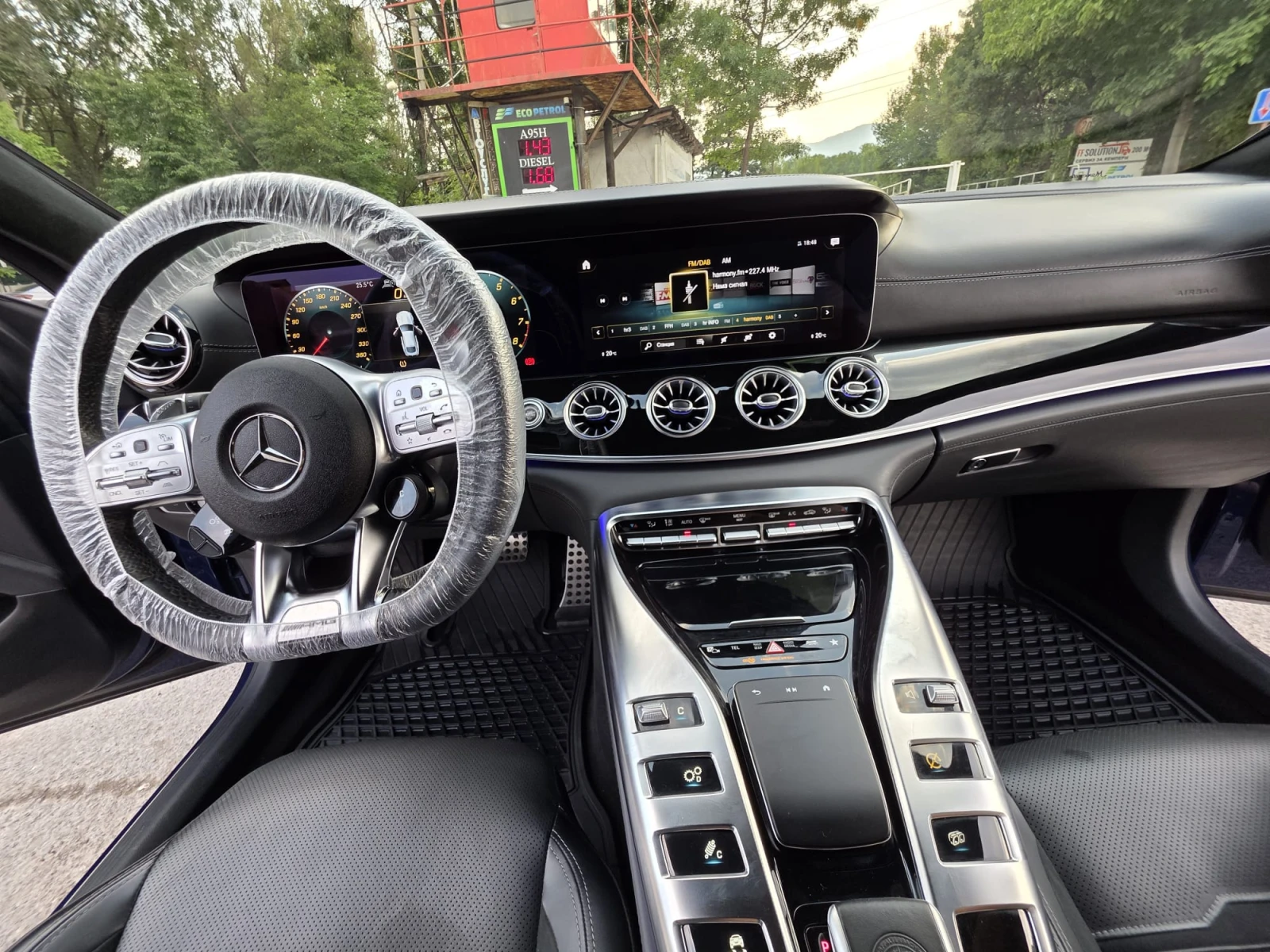 Mercedes-Benz AMG GT 6.3 S, снимка 12 - Автомобили и джипове - 55727371