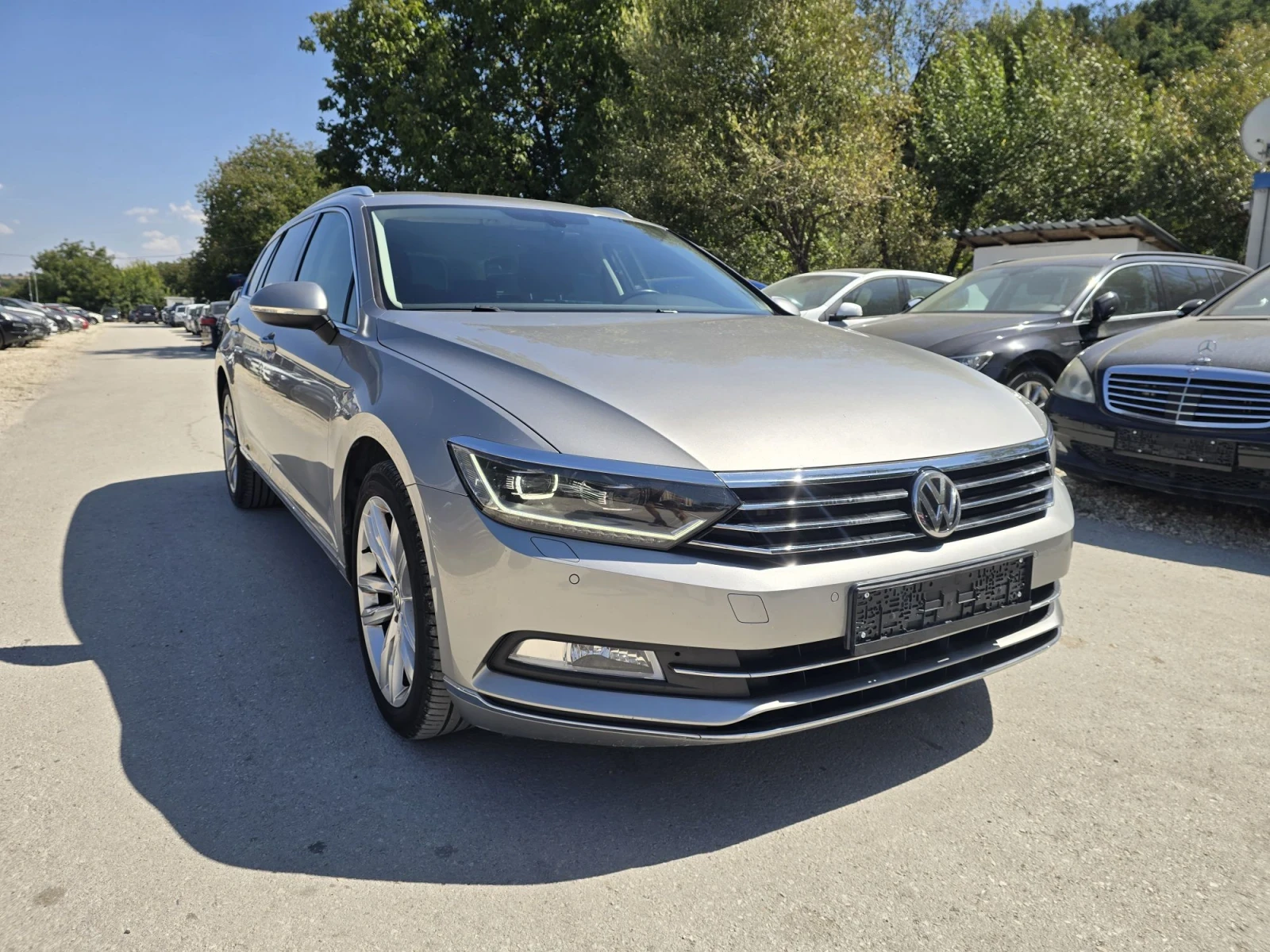 VW Passat 2.0TDI 150к.с DIGITAL Подгряване , снимка 2 - Автомобили и джипове - 55952546