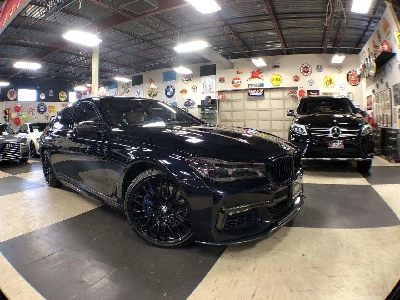 BMW 750, снимка 2 - Автомобили и джипове - 56688777