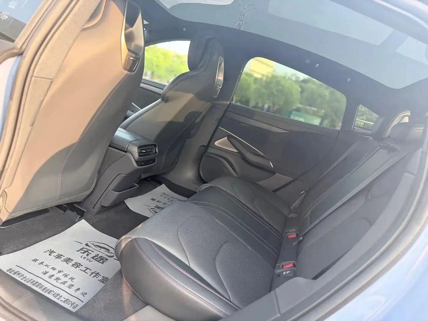 Xiaomi SU7, снимка 12 - Автомобили и джипове - 56728986