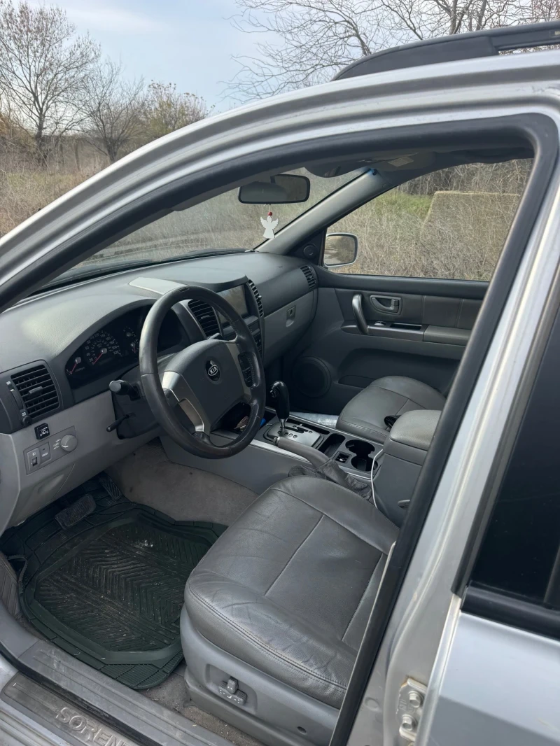 Kia Sorento, снимка 3 - Автомобили и джипове - 51976314