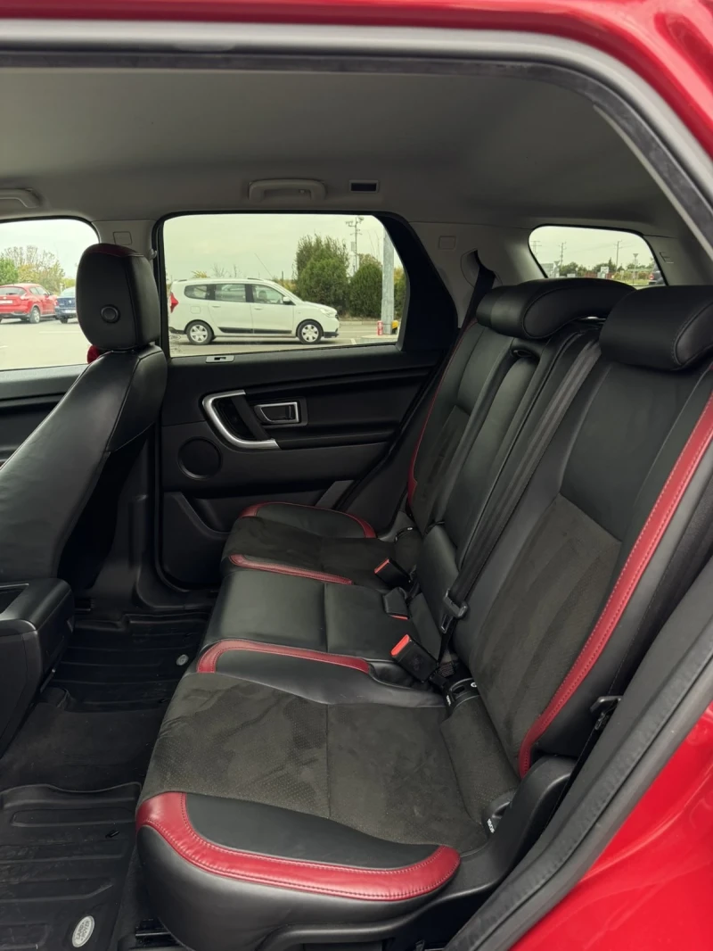 Land Rover Discovery Sport, снимка 14 - Автомобили и джипове - 52060454
