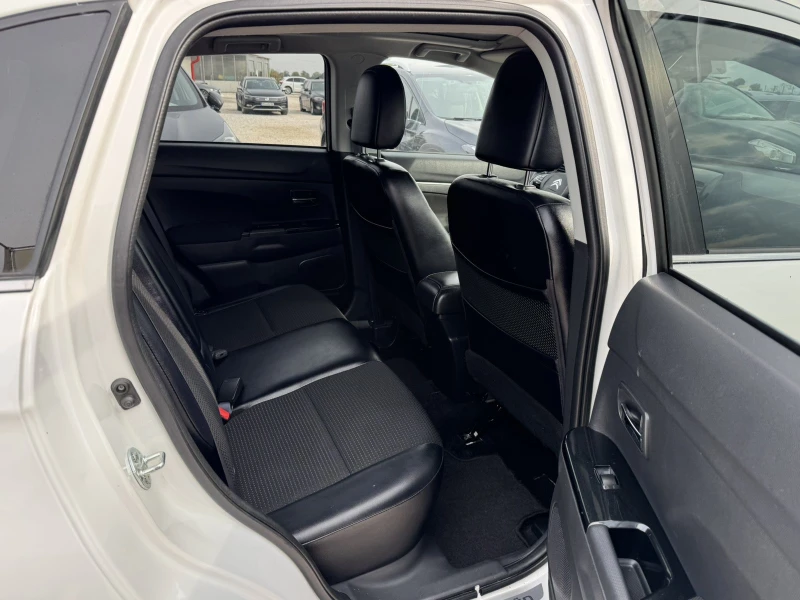 Citroen C4 AIRCROSS 1.6e-HDI 4X4, снимка 15 - Автомобили и джипове - 52131255