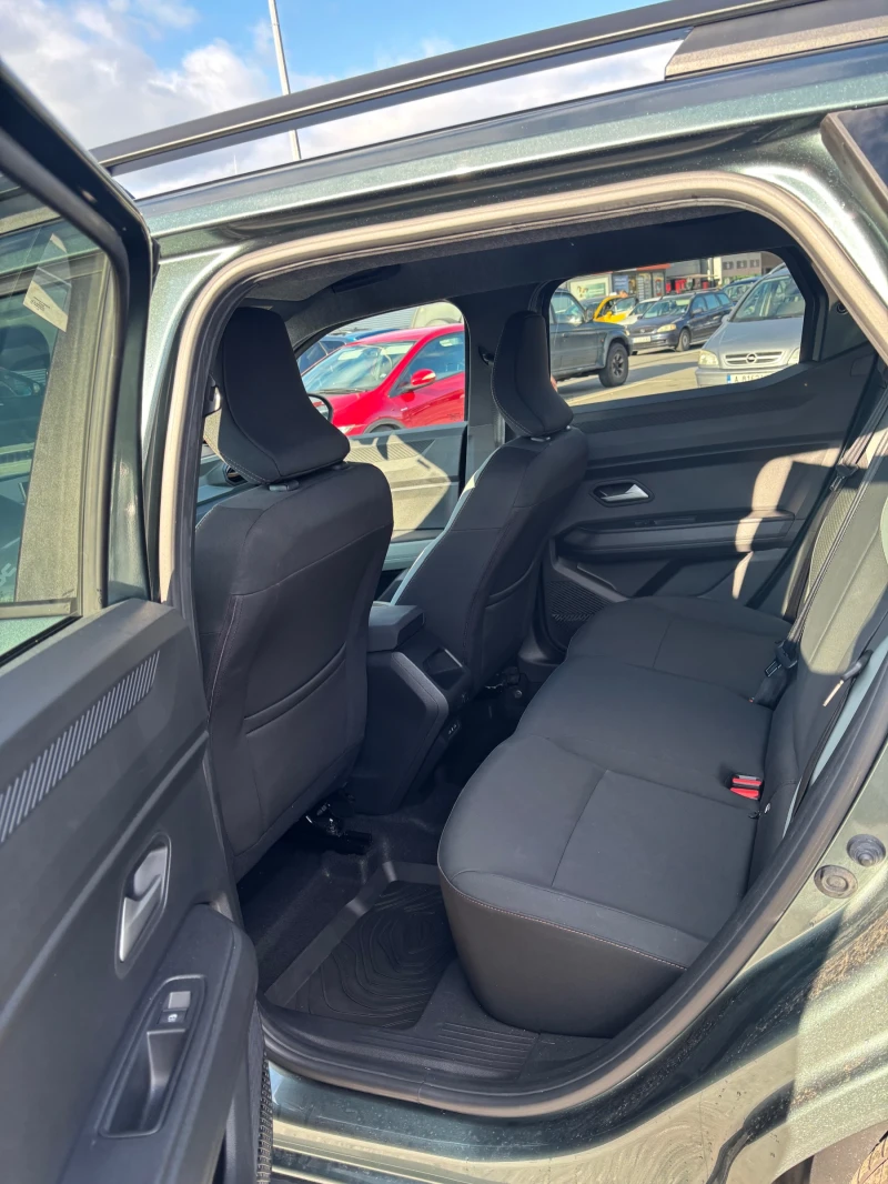 Dacia Duster, снимка 4 - Автомобили и джипове - 52630527