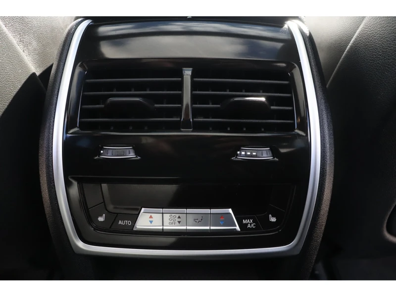 BMW X5 XDRIVE 45E* M SPORT* Hybrid* 360* CARFAX, снимка 17 - Автомобили и джипове - 52637548