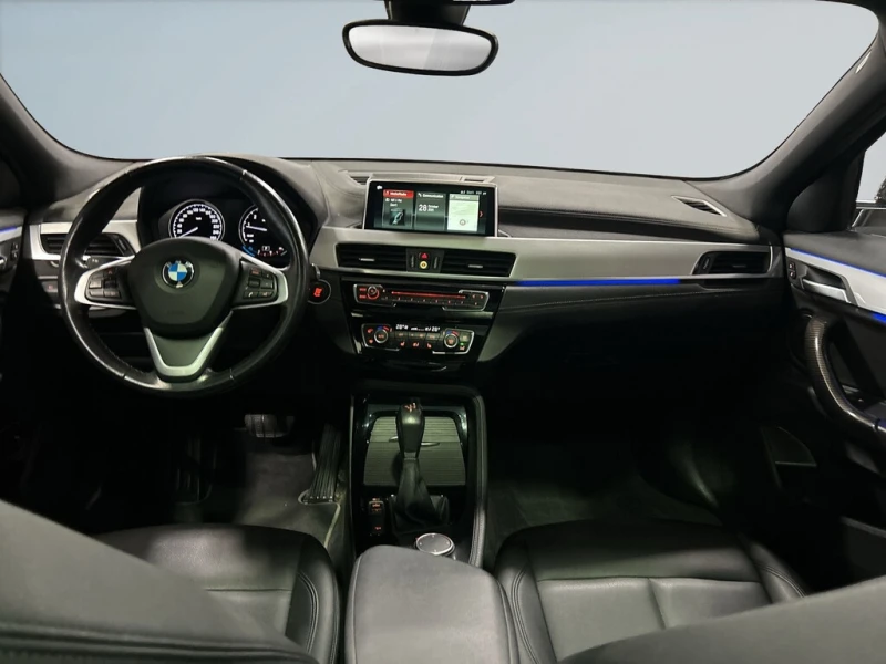 BMW X2 * XDrive28i / NAVI / Sunroof / Leather / Clean Car, снимка 8 - Автомобили и джипове - 52726036