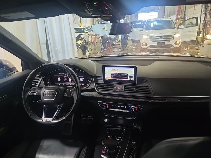 Audi SQ5 * TECHNIK * CARFAX * БЕЗ ПЪРВОНАЧАЛНА ВНОСКА, снимка 10 - Автомобили и джипове - 53043701