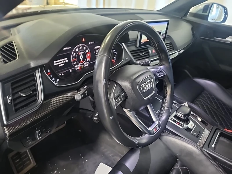 Audi SQ5 * TECHNIK * CARFAX * БЕЗ ПЪРВОНАЧАЛНА ВНОСКА, снимка 12 - Автомобили и джипове - 53043701