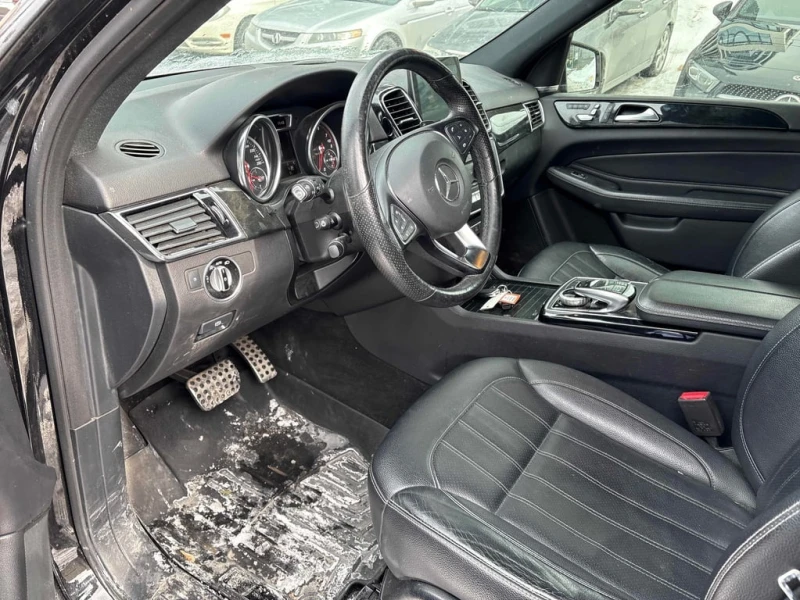 Mercedes-Benz GLE 400 4MATIC * AMG PACK* 360 КАМЕРА* ПАНОРАМА* , снимка 7 - Автомобили и джипове - 53471166