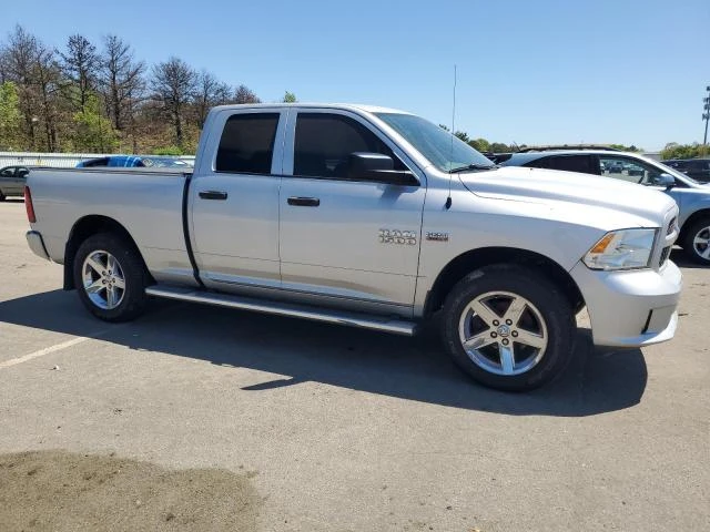 Dodge RAM 1500 ST 5.7 HEMI V8, снимка 4 - Автомобили и джипове - 47589516