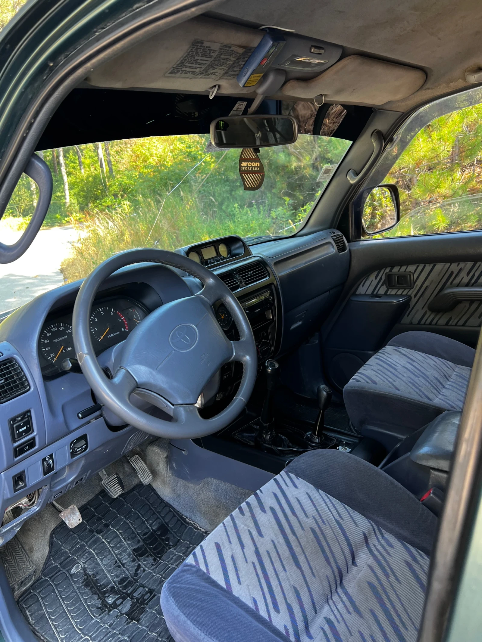 Toyota Land cruiser  - изображение 7