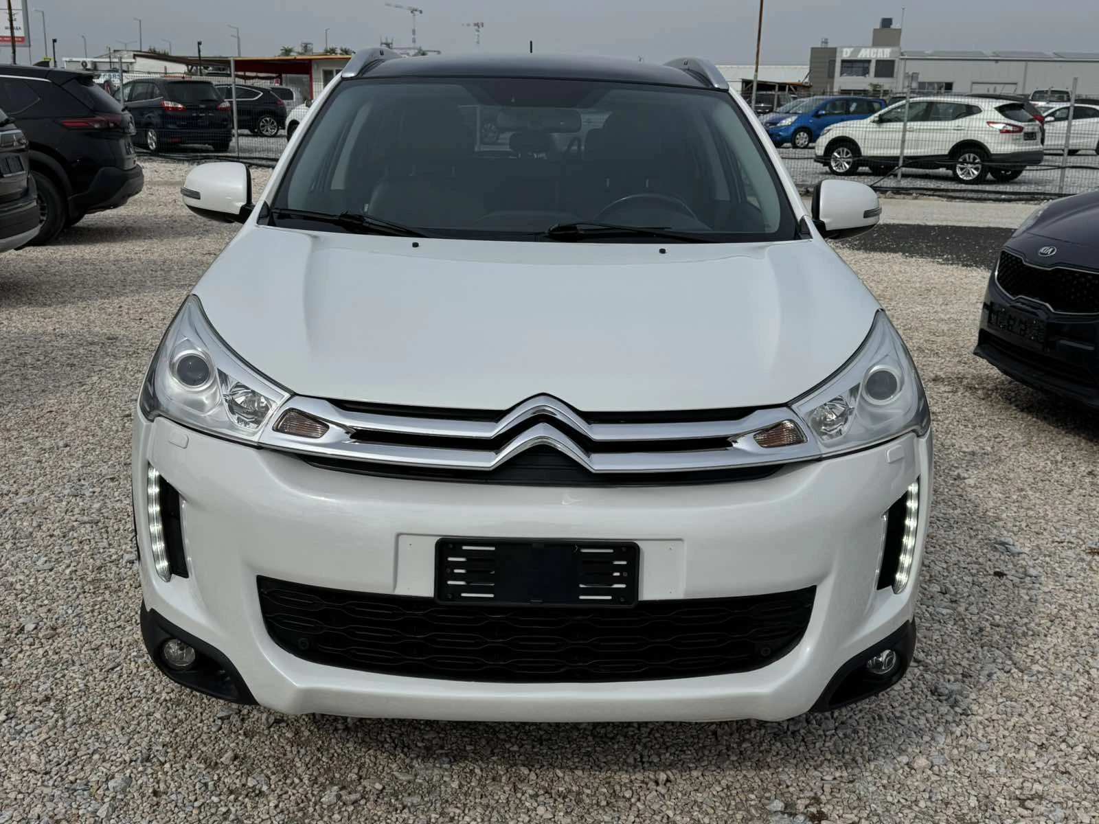 Citroen C4 AIRCROSS 1.6e-HDI 4X4 - изображение 2