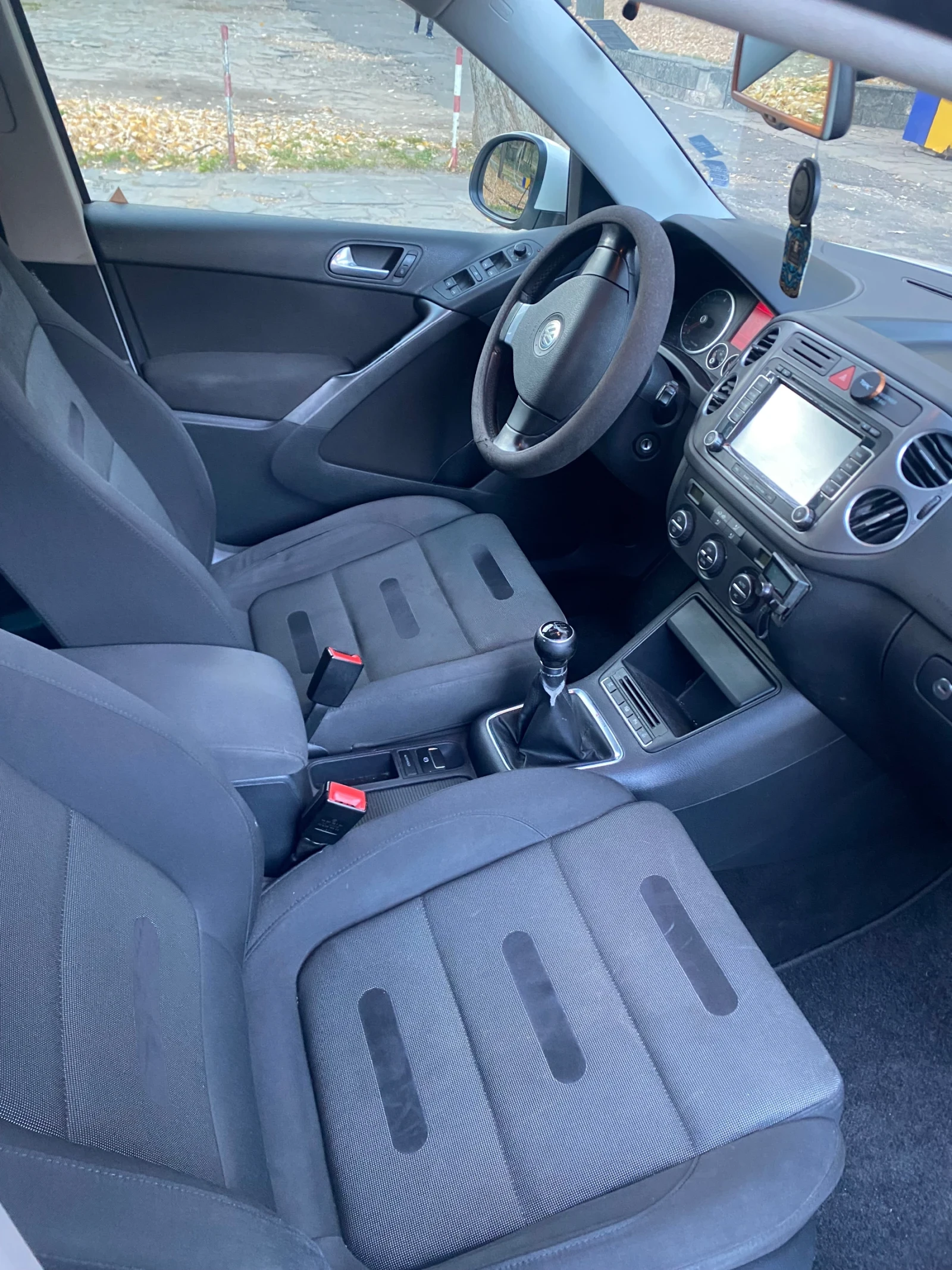 VW Tiguan  - изображение 8