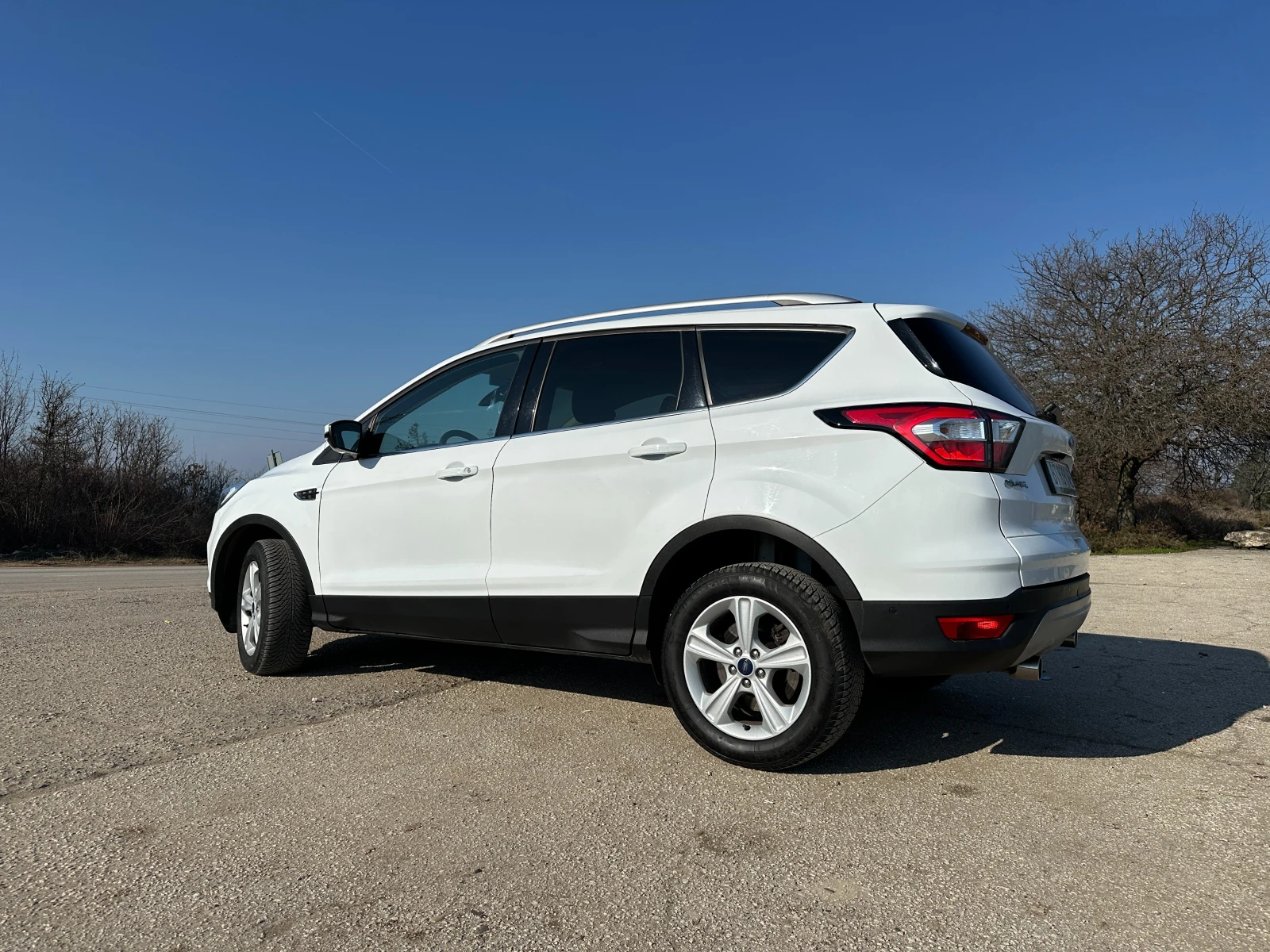 Ford Kuga Titanium, снимка 4 - Автомобили и джипове - 53756176
