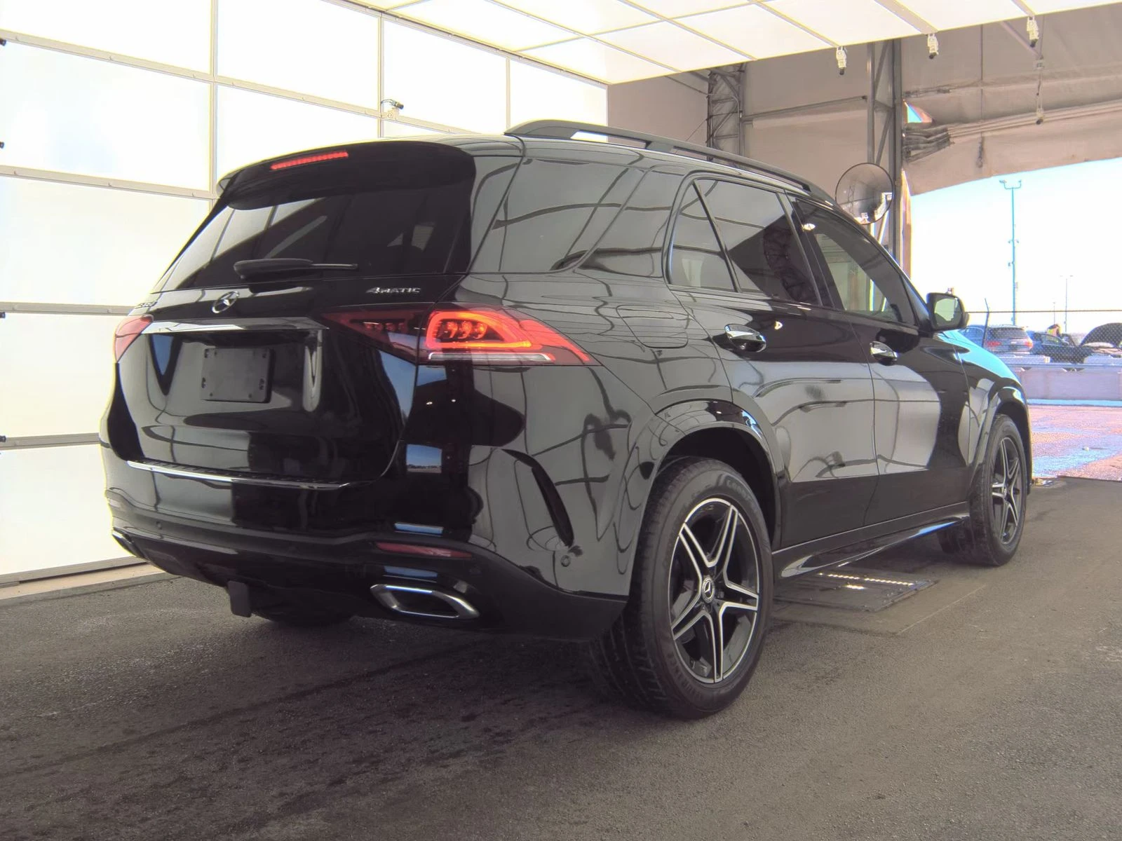 Mercedes-Benz GLE 350 4MATIC* AMG PACK - изображение 4