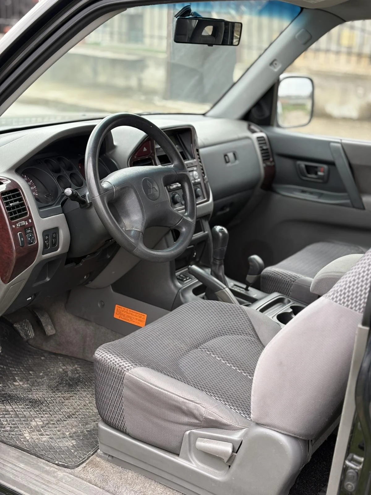 Mitsubishi Pajero, снимка 7 - Автомобили и джипове - 53974290