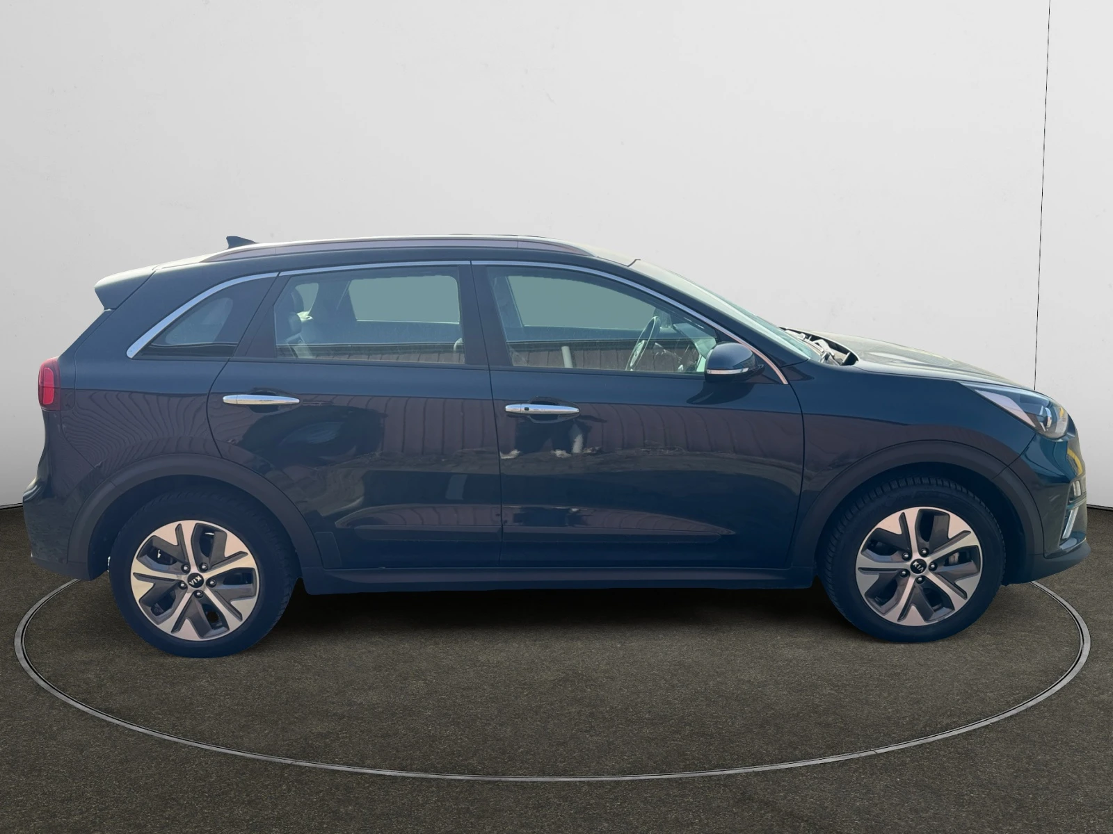 Kia Niro DynamicLine, снимка 6 - Автомобили и джипове - 54121698