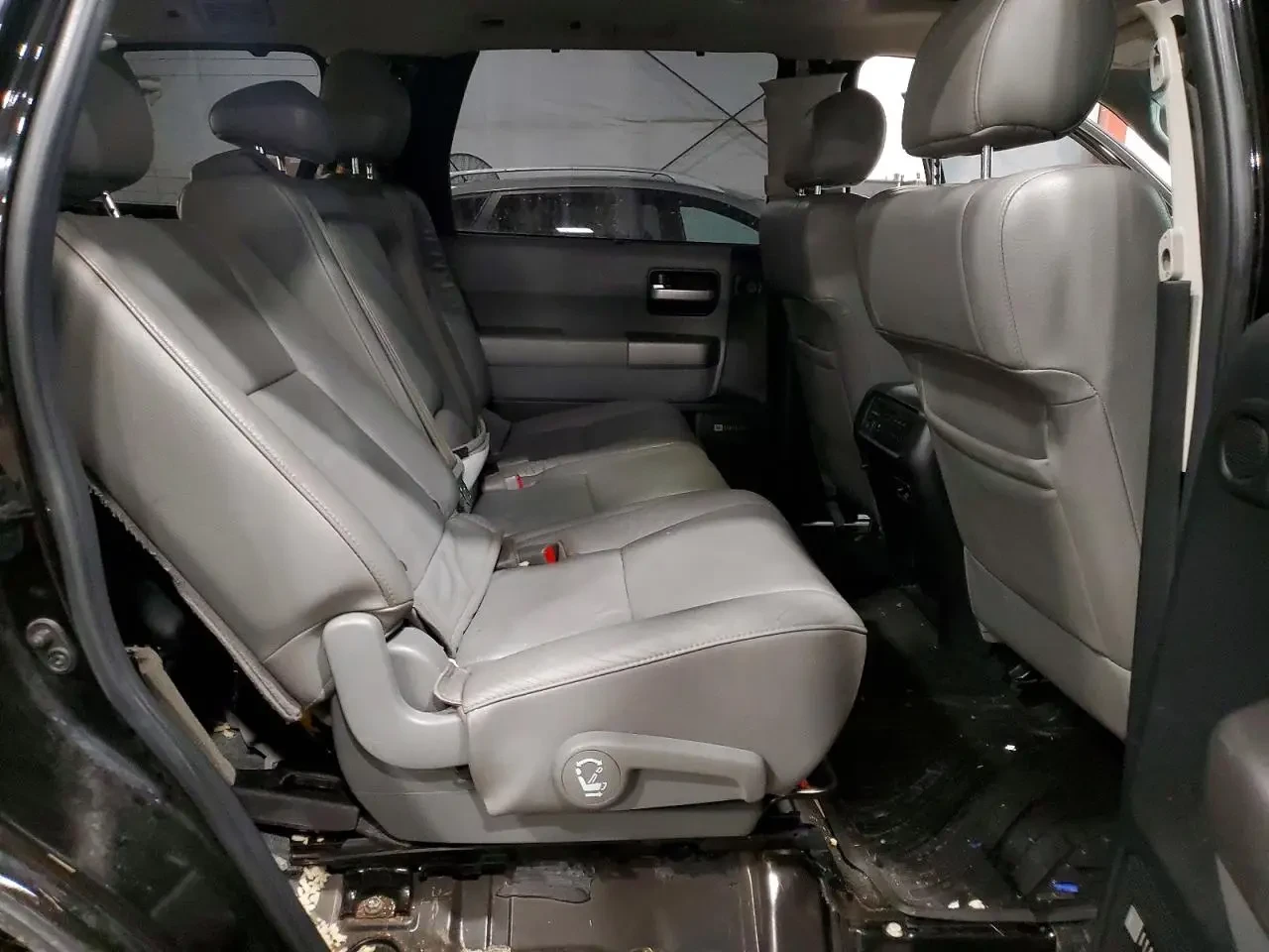 Toyota Sequoia LIMITED | Mobile.bg � ����������� 11
