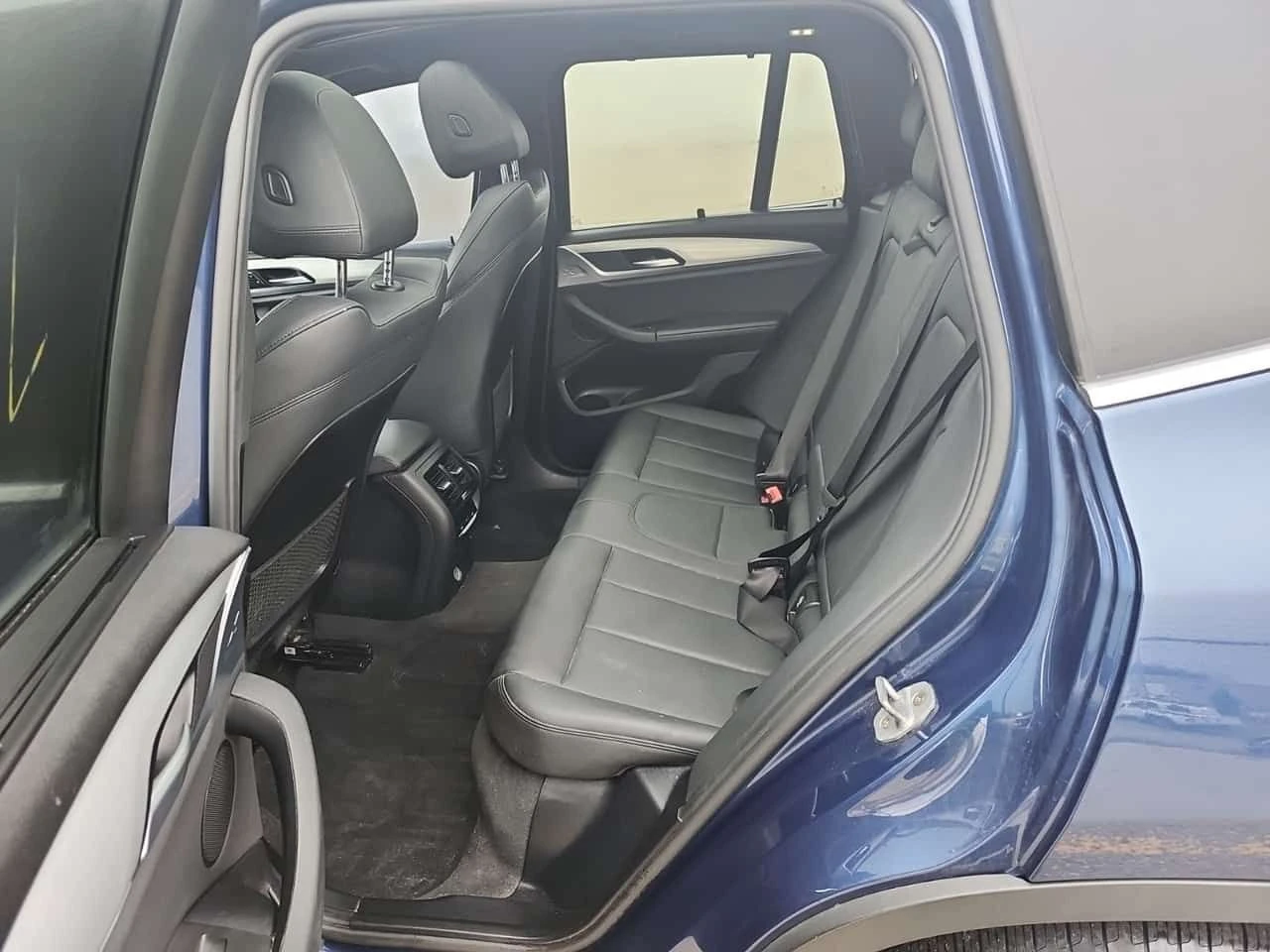 BMW X3 * Sports Activity Vehicle Xdrive30i * CARFAX * ЦЕН, снимка 14 - Автомобили и джипове - 54522665