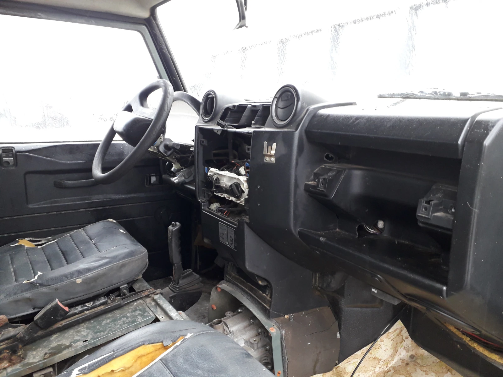 Land Rover Defender 110, снимка 6 - Автомобили и джипове - 54781302