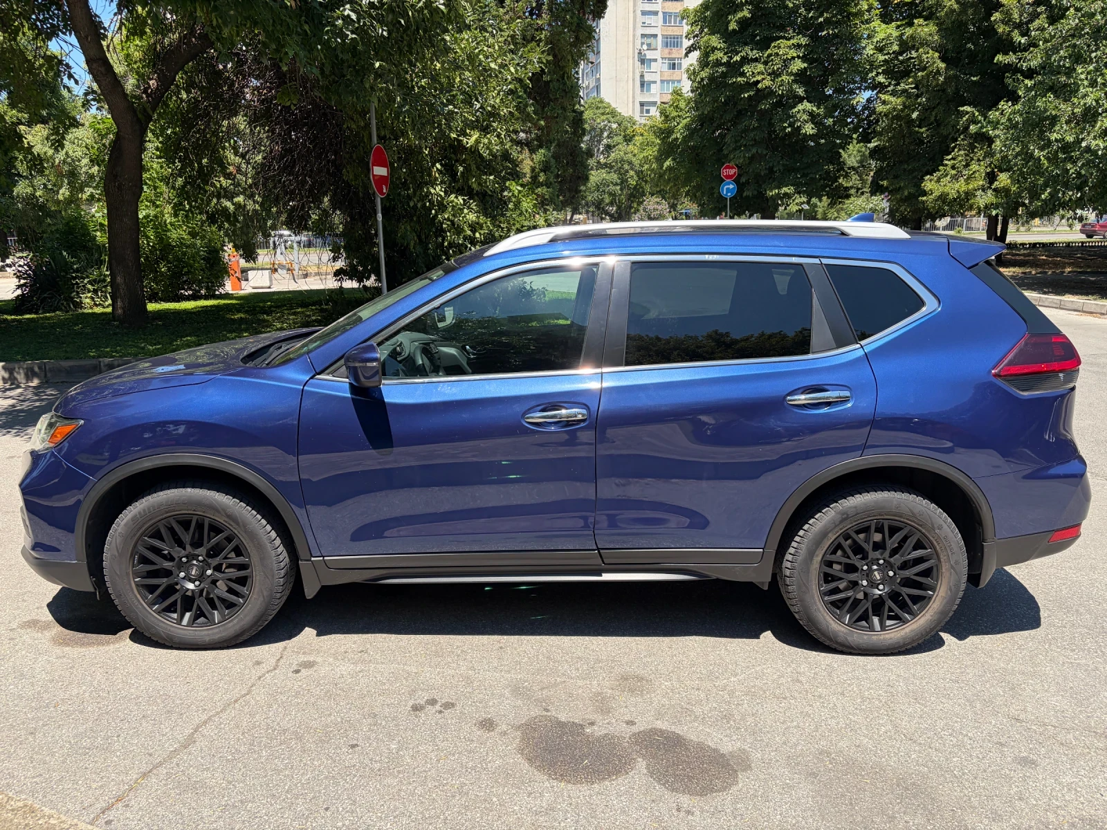 Nissan Rogue 2.5, снимка 8 - Автомобили и джипове - 55241118