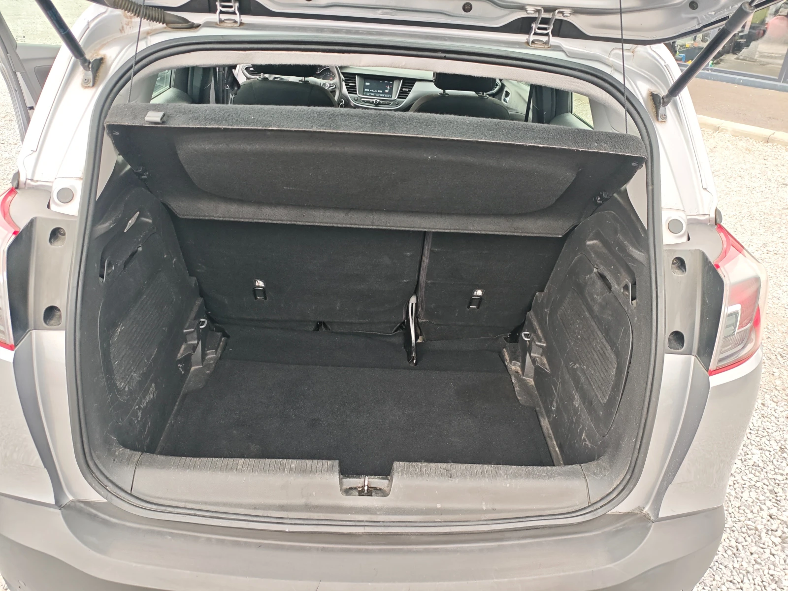 Opel Crossland X 1.5 D, снимка 11 - Автомобили и джипове - 56475375