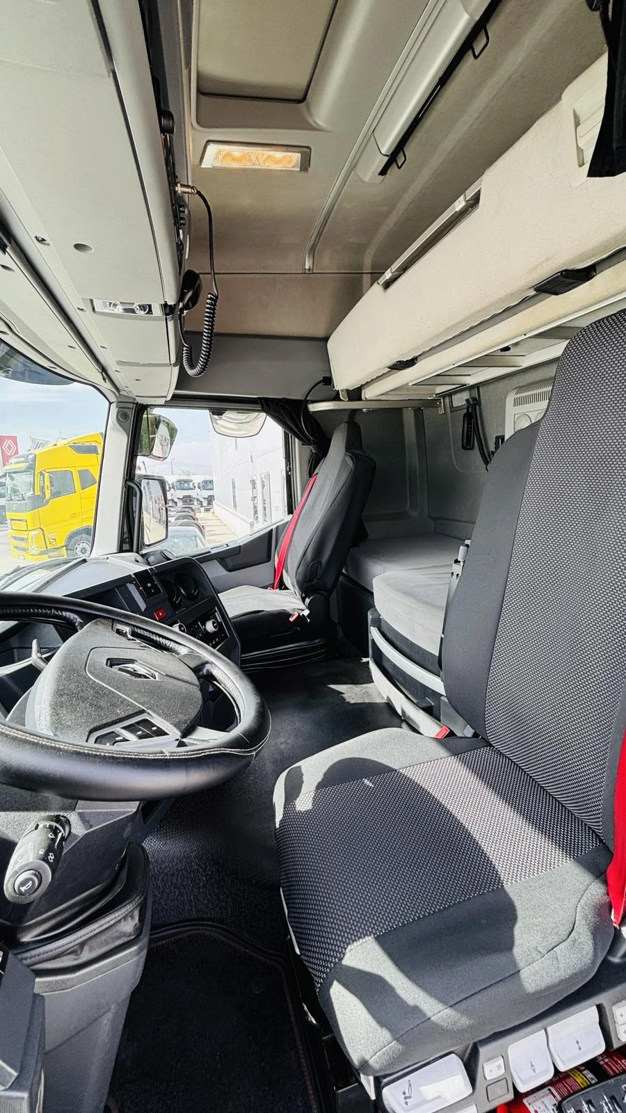 Renault T МЕГА 460  - изображение 6