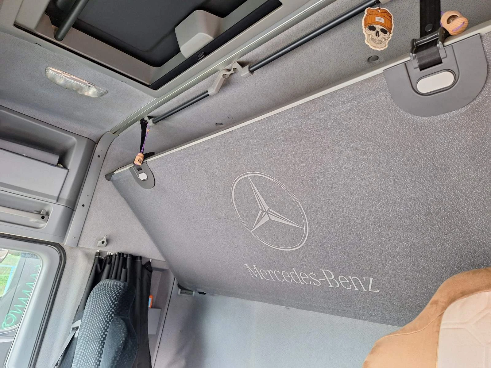 Mercedes-Benz Actros, снимка 9 - Камиони - 54857479