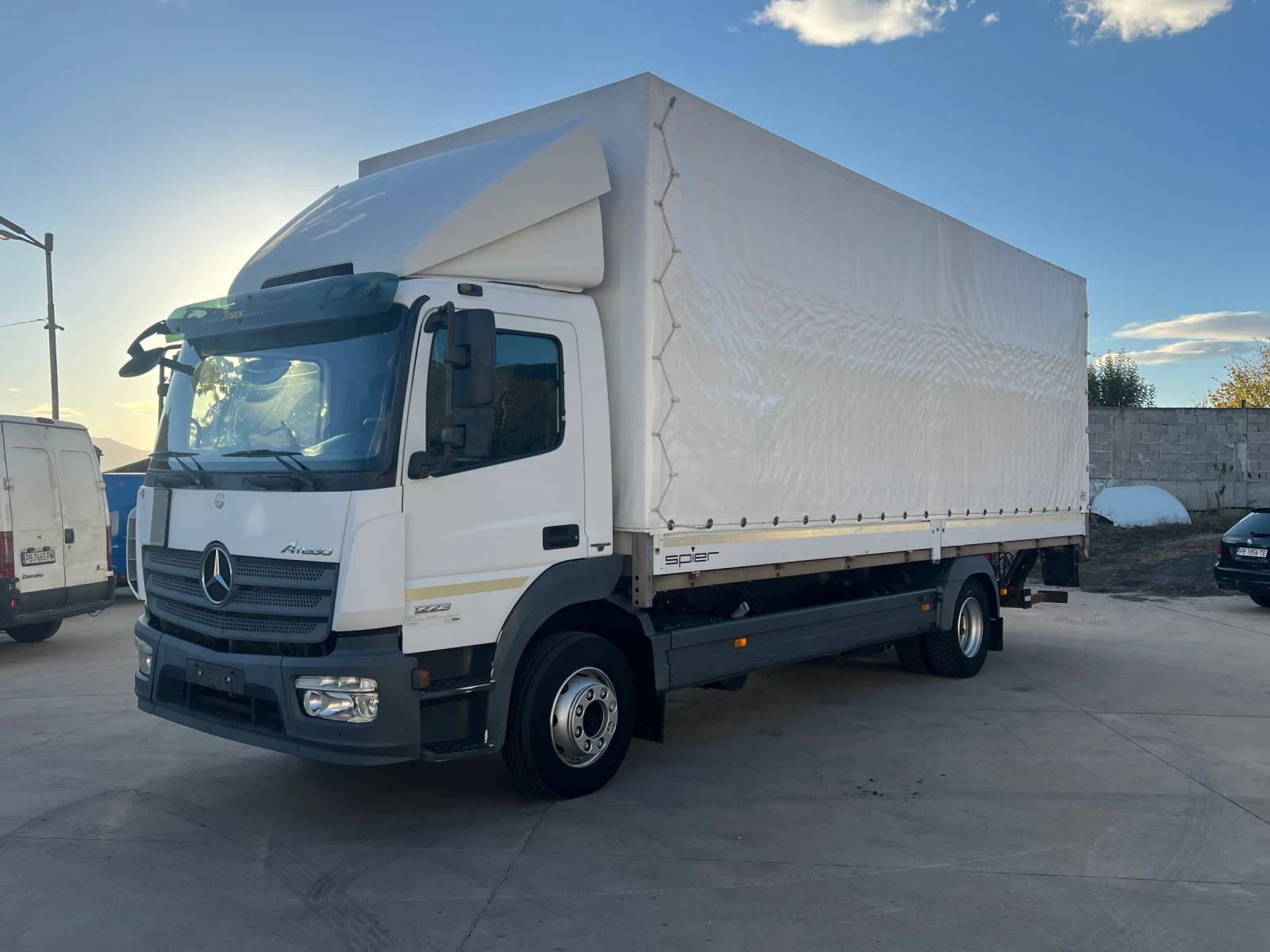 Mercedes-Benz Atego 1223