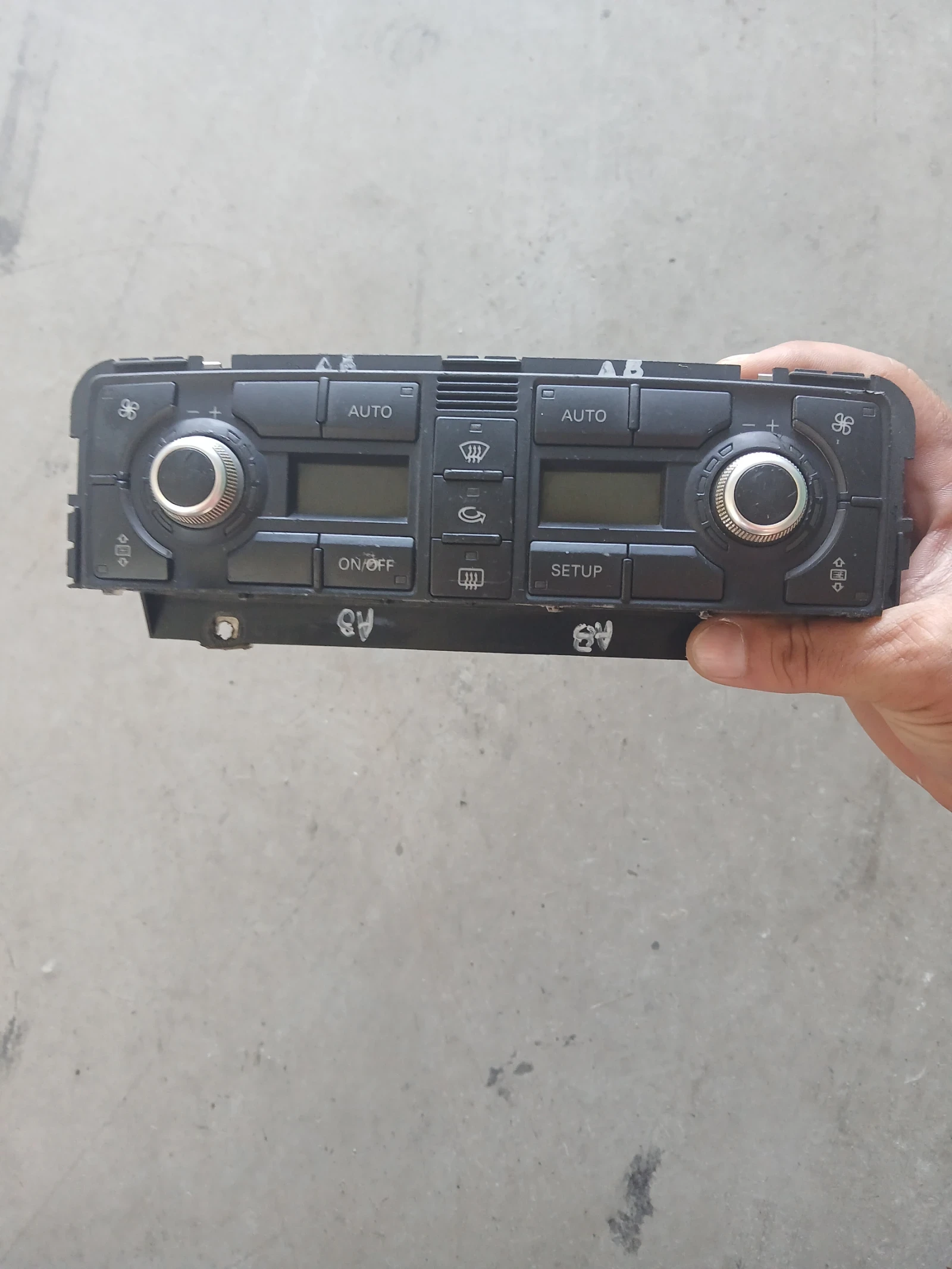 4E0 820 043 Климатроник Audi A8