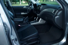 Обява за продажба на Subaru Forester 2.5 XT ~20 400 лв. - изображение 9