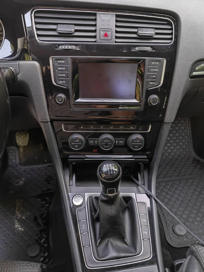 VW Golf 2.0 Common Rail - 150к.с, снимка 11 - Автомобили и джипове - 52700018