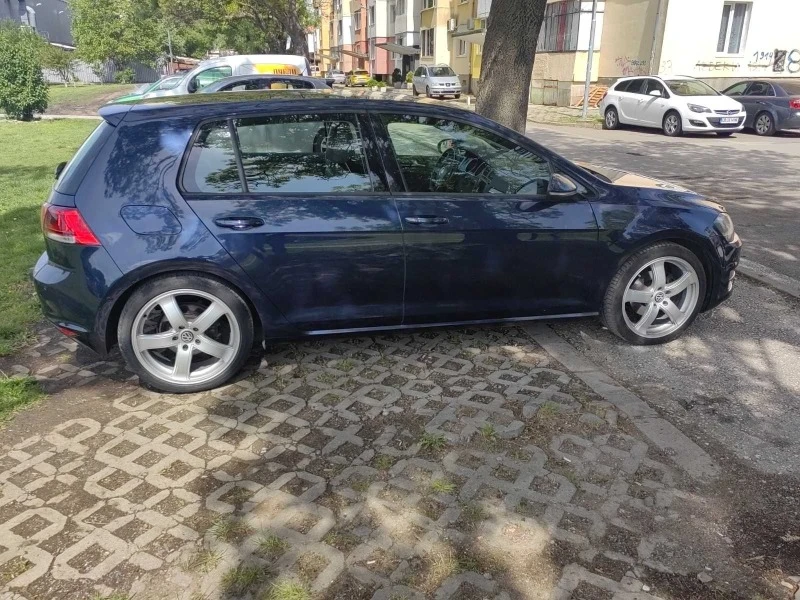 VW Golf Хечбек, снимка 3 - Автомобили и джипове - 46491513