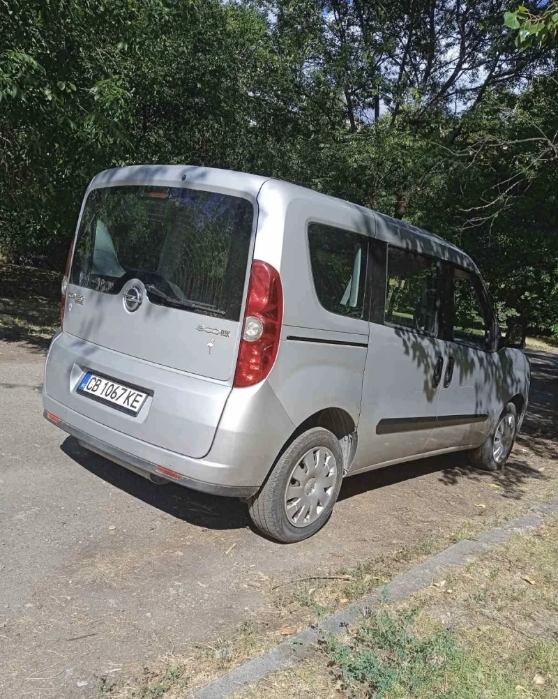 Opel Combo, снимка 4 - Автомобили и джипове - 48837772